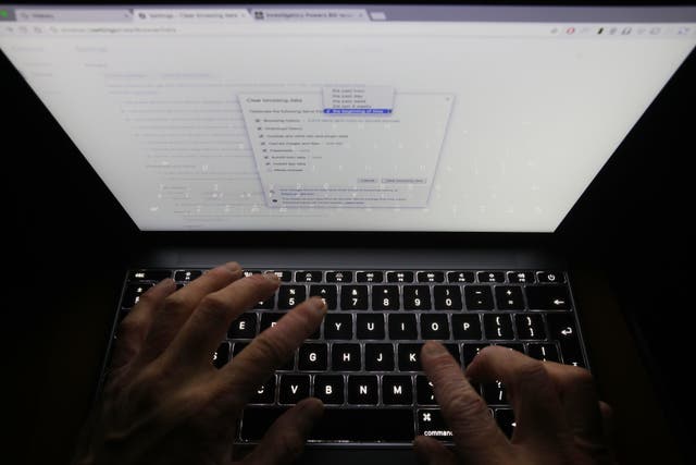 2-29338275 Internet Browsing Stock