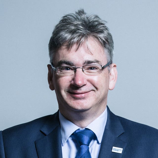 2-34406423 Julian Knight