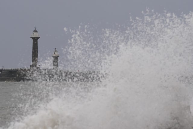 2-65356592 Stormy weather in 2022