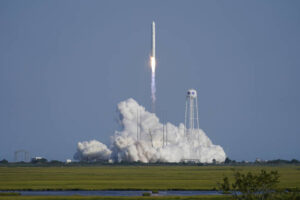 Pizza delivery heads to space station
