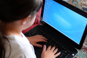Online Safety Bill fails to stop violence against women and girls, experts warn