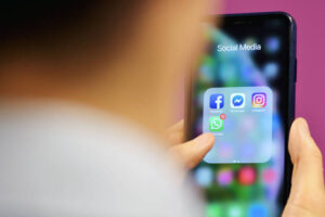 Influencer Andrew Tate banned from Facebook and Instagram
