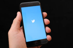 Musk granting ‘amnesty’ to suspended Twitter accounts