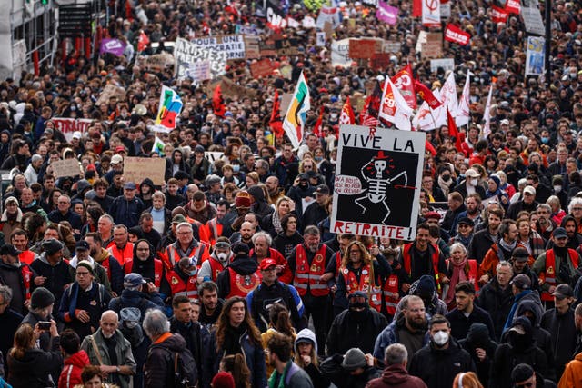 55e509cbae4c4ed3807817ebd7d9289e Protesters march during a rally in Nantes, western France, on Thursday