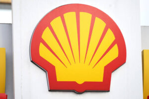 Shell slammed for ‘outrageous’ pay and bonuses package of up to £21m for ex-boss