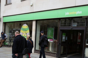 UK vacancies drop for eighth month in a row amid economic pressures