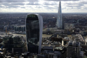 FTSE recovers some lost ground, but remains depressed amid global jitters