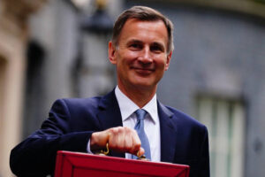 Pay offer for NHS staff ‘not inflationary’, says Chancellor