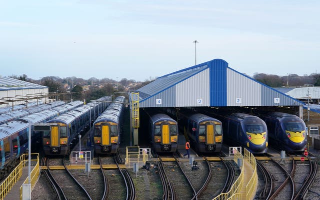 2-70815008 Mass UK strike action