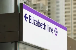 Threat of further strikes on Elizabeth line suspended following talks