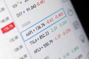 Tech giants post sluggish financial results as sector struggles continue