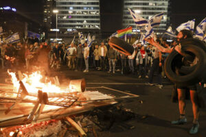 Thousands of Israelis protest after Netanyahu fires defence minister