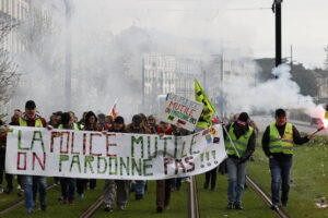 Thousands of police officers deployed as more marches and strikes held in France
