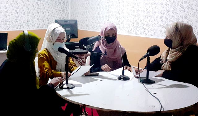 7f49b7bc901d45e58ba1c7c1562996d3 Afghanistan radio station