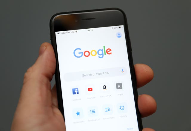 2-49330550 Phone app stock