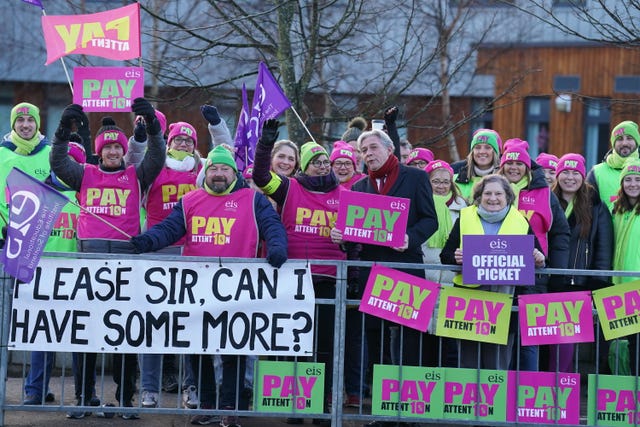 2-70745658 Teachers on the picket line outside Falkirk High School in Stirlingshire