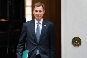 Hunt does not rule out receiving tax penalty amid calls for Zahawi to go
