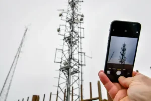 5G rollout will open UK up to security risks, MPs warn