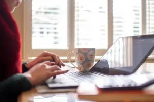 Homeworking increases cybersecurity risks, report warns