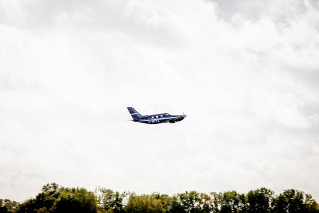 2-55689319 Piper Malibu plane completes worlds first flight