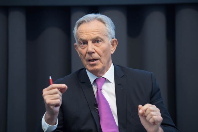 2-56405960 Tony Blair