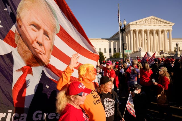 2-56629503 Supporters of President Donald Trump