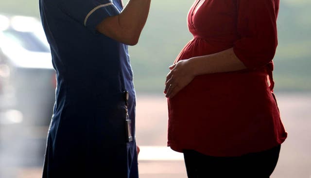 2-69720655 Midwife vote on strike action