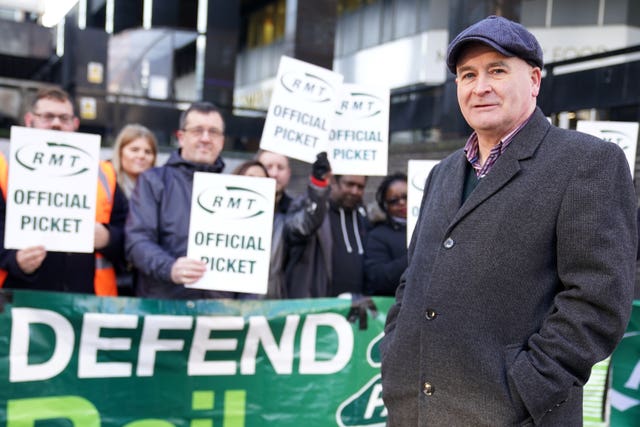 2-70464568 Industrial strike