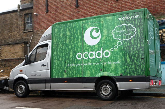 2-70572947 Ocado van