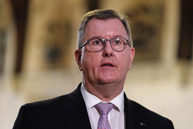 2-71088071 DUP leader Sir Jeffrey Donaldson