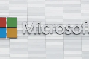 Microsoft Outlook users unable to access emails after fault
