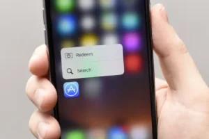 Apple clarifies privacy label plans after criticism from WhatsApp