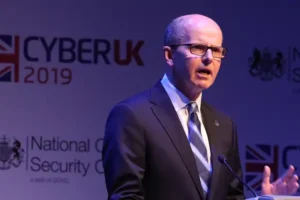 Intelligence sharing will not change if no-deal Brexit, GCHQ and army chiefs say