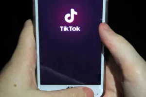 TikTok tightens privacy rules for under-16s