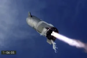 SpaceX Starship completes landing but then explodes in latest test