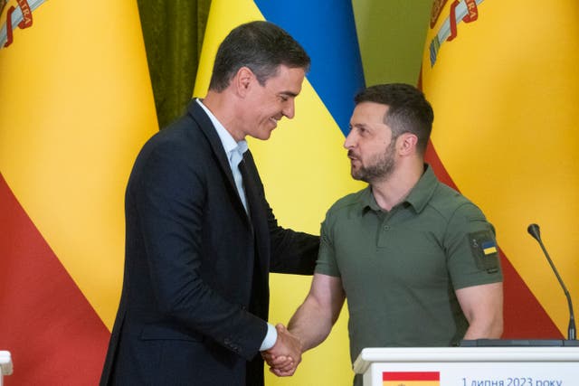39323d85152545c7a16c3ed6d9c73a9d Spanish and Ukrainian leaders