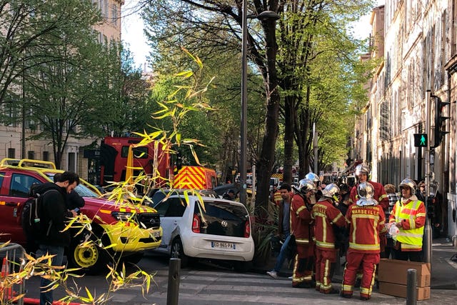 44da2f68536d49e487e47a67cad8aaf7 France Marseille Building Collapse