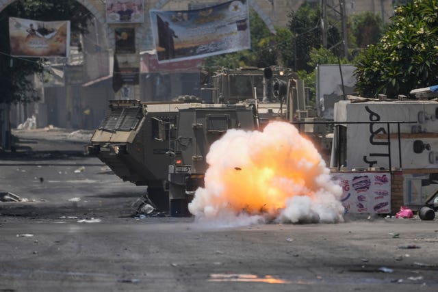 501fd2c2cd324f3abef7e6b47eb8229d-1 APTOPIX Israel Palestinians
