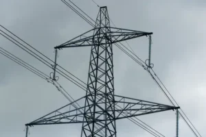 Ofgem promises big investment but frozen bills as it sets out local grid plans