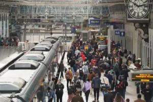 Rail passengers to get more choice between London and south-west Wales