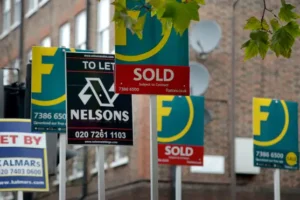 Average monthly rent is £117 higher than a year ago – Zoopla