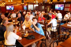 Pubs cheer World Cup sales boost but bars and restaurants suffer