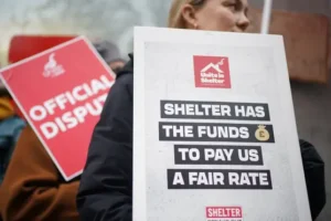 Workers at Shelter charity suspend strike after pay offer