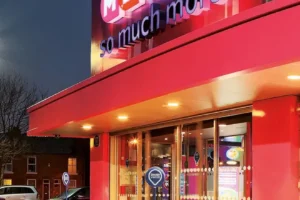Mecca Bingo owner Rank warns over sliding profits