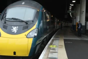 Avanti West Coast handed millions of pounds of taxpayer-funded bonuses – Labour