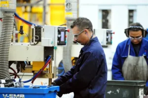 British manufacturing output falls at fastest pace since 2020, says CBI