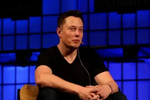 Musk: Future policy-related polls only open for Twitter Blue subscribers