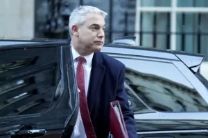 Barclay urges public to ‘take extra care’ as ambulance crews walk out