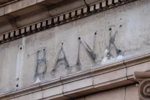 More than 5,000 bank and building society branches closed since 2015 – Which?