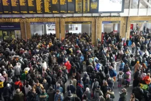 Crowds left waiting at major train stations despite end of RMT rail strike